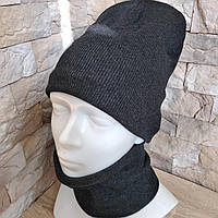 Стильный молодежный комплект шапка - хомут на флисе темно-серый