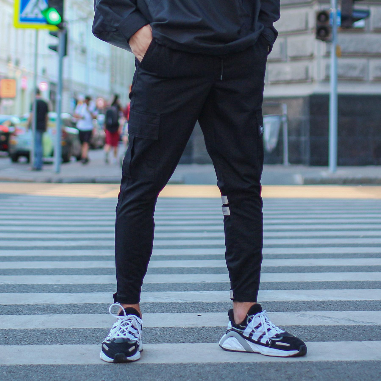 Завужені карго штани чорні на липучках з рефлектом чоловічі від бренду ТУР Райот розмір S, M, L, XL, XXL - фото 1 - id-p1222623613