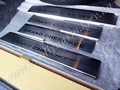 Захист порогів - накладки на пороги Jeep GRAND CHEROKEE III c 2004 р. (Premium)