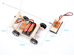 Машинка на радіокеруванні, конструктор дитячий — виріб