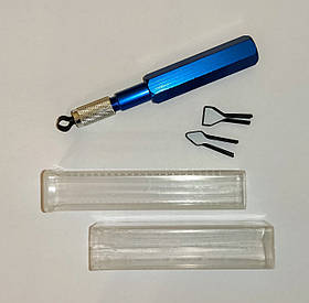 Ніж для зрізання шнура лінолеуму в кутах і на плінтусах