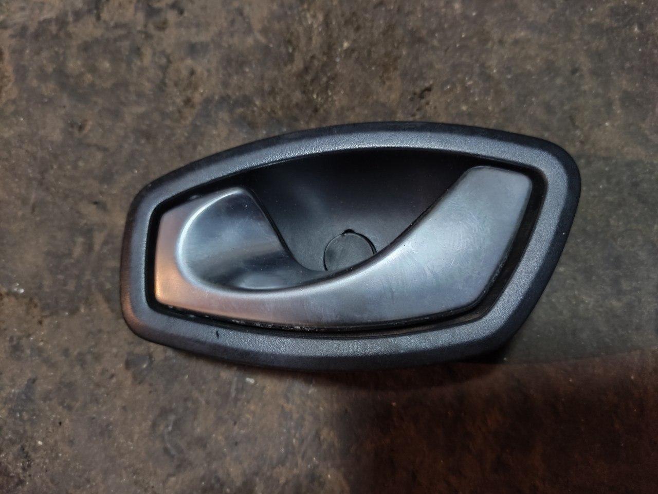 Ручка внутрішня лівих дверей Renault Megane 3, 2008-2016, 826730001R (Б/У)
