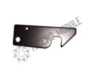 Пластина замка капота (2 позиції) ДТЗ 5244НРХ