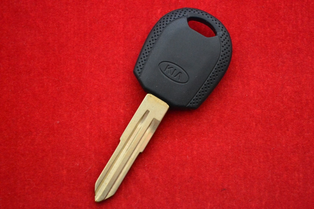 Ключ Kia контейнер HYN6L товсте 2.8mm
