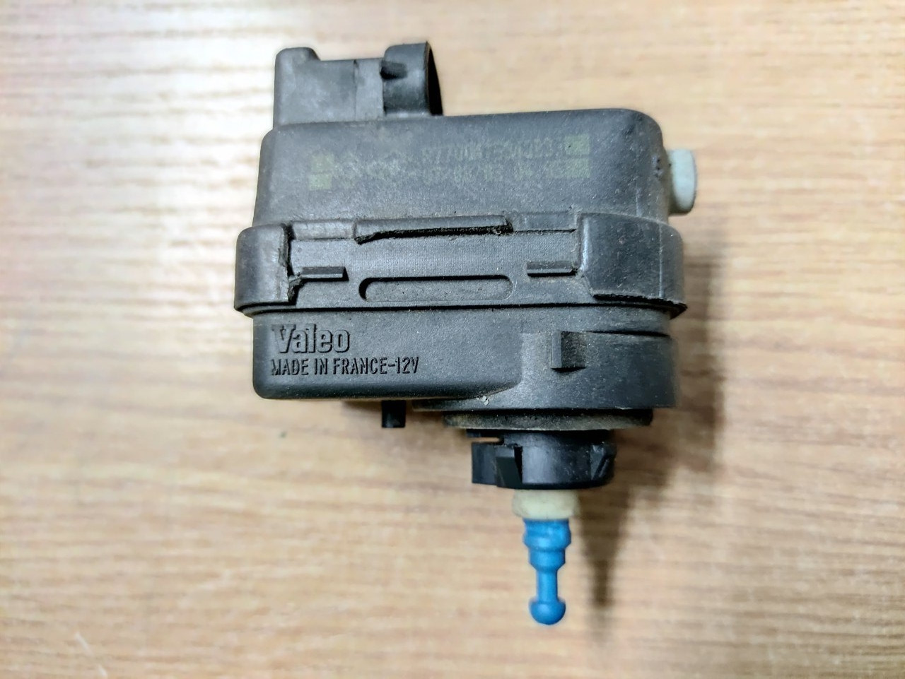Коректор фар Renault Trafic, Opel Vivaro 2001-2006, 7700415343 (Б/У)