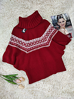 Женский новогодний свитер красного цвета