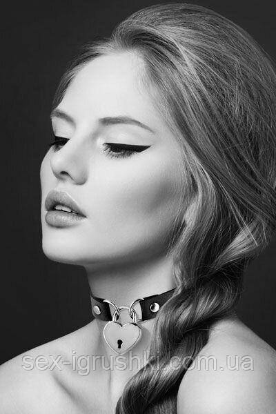 Чокер з замочком-сердечком Bijoux Pour Toi - HEART LOCK Black, екошкіра SO1883