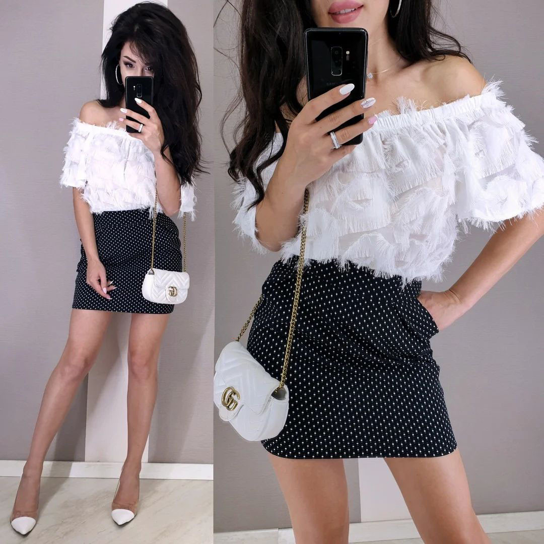 Крутий костюм кофта з відкритими плечима та спідниця міні з кишенями, фото 1