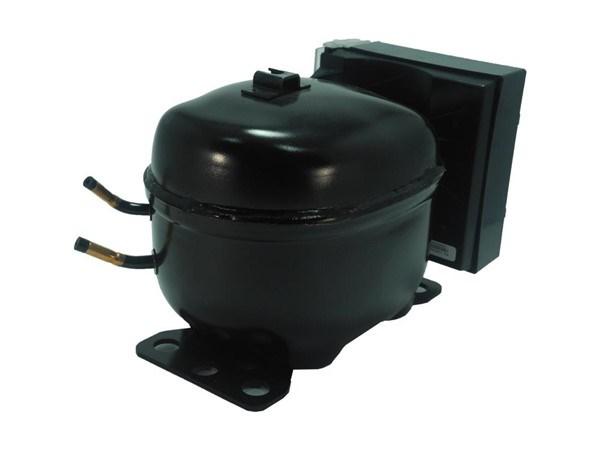 Компресор 180Вт для холодильника Electrolux HKK95VSD 2425835127, фото 1