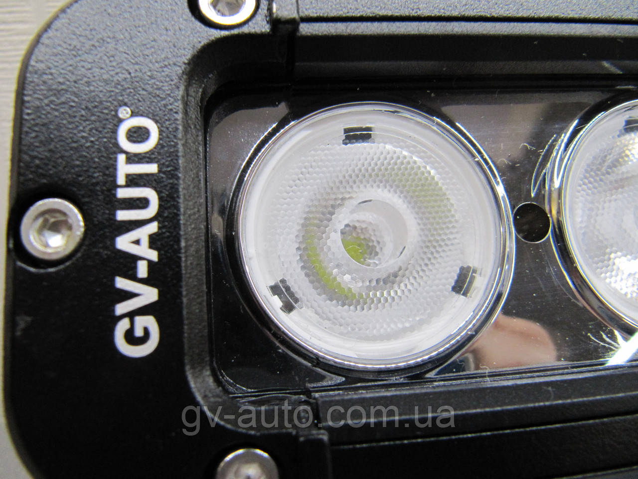 Додаткова фара LED GV-S1040F широкий промінь світла 40 Вт. - 20 див.