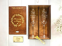 Свадебные бокалы на годовщину свадьбы богемия "С золотой свадьбой" в коробочке с золотыми элементами
