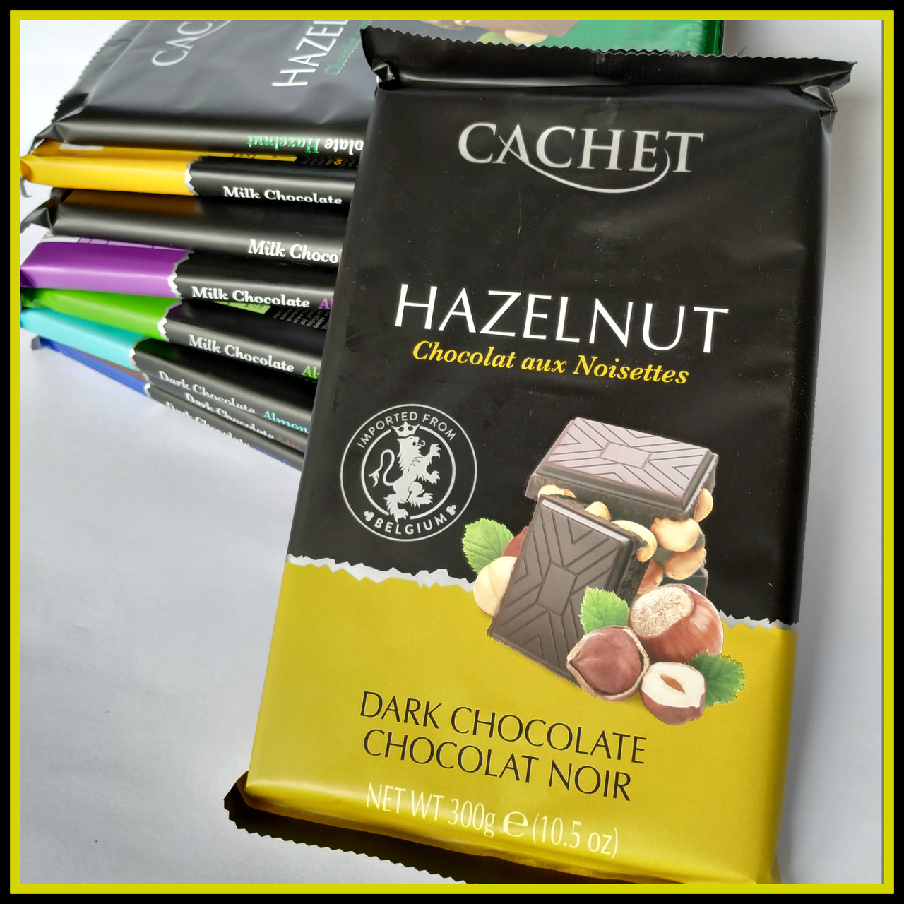 Шоколад Cachet Чорний з фундуком 300гр