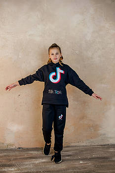 Костюм на дівчинку спортивний зимовий вік від 10 до 15 років підлітковий теплий чорний з принтом