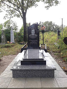 Памятник гранитный Житомир (Образец 020) 1