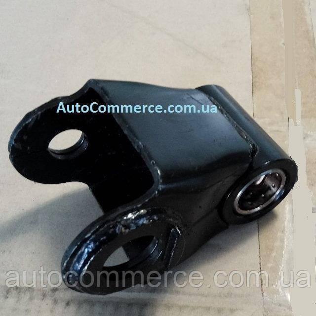 Сережки ресори задньої Hyundai HD65, HD72, HD78 Хюндай HD (5523045003, 5523045004)