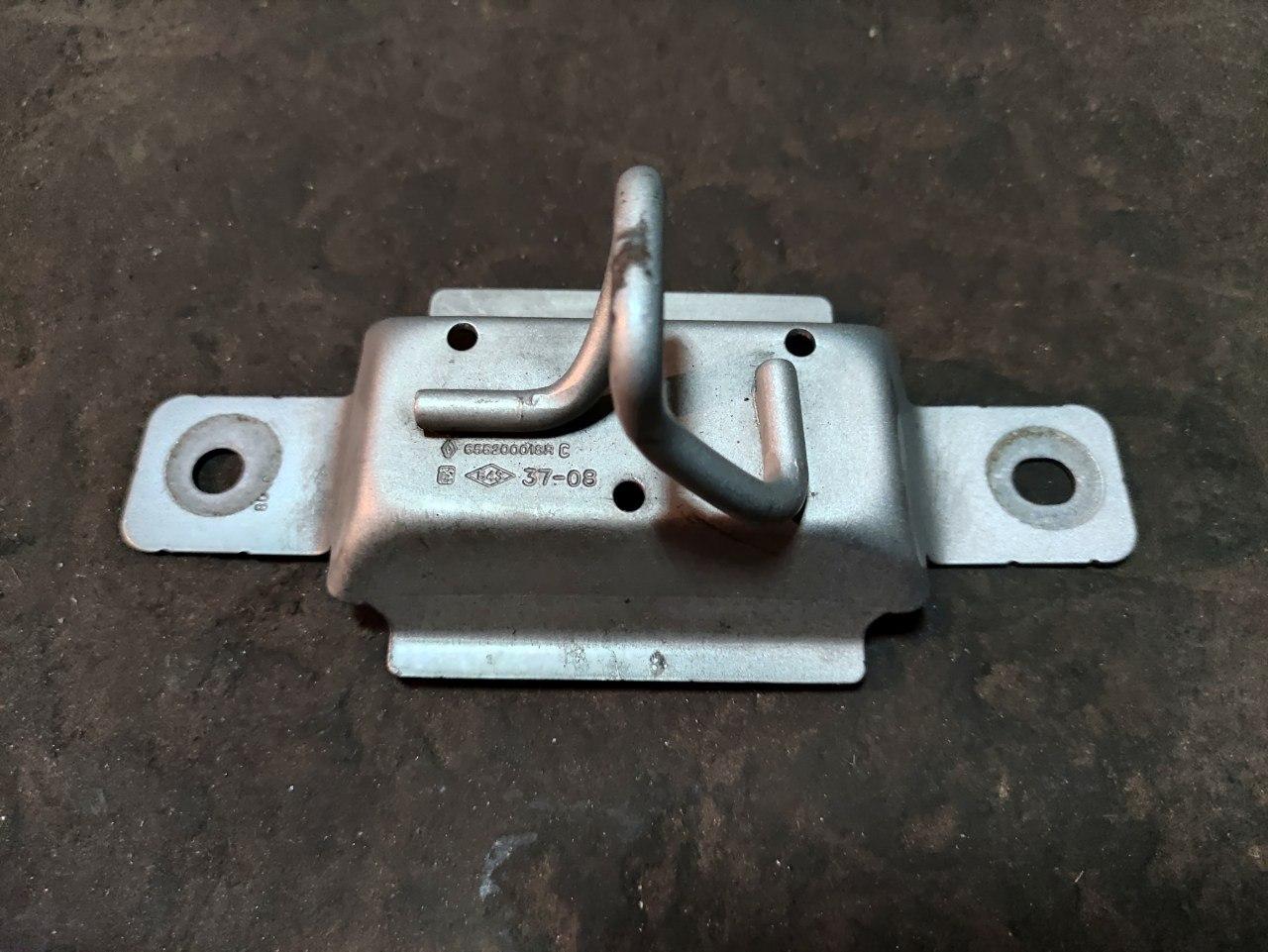 Фіксатор замка капота Renault Megane 3, 2008-2016, 656200018R (Б/У)
