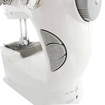 Швейна міні-машинка c педаллю 4в1 mini Sewing Machine 201 131944, фото 2