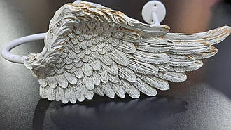 Тримач-підхоплювач для штор білі крила
