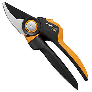 Секатор з силовим приводом Fiskars / Фіскарс PowerGear (M) PX92 (1023630/111014)