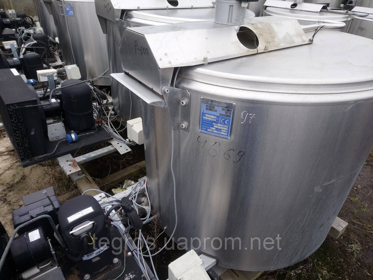 Танк -охладитель молока фирмы DE LAVAL DX /OC 1600 л б/у - фото 5 - id-p1292154716