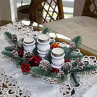 Новорічна екібана - підсвічник із червоними кулями глянцивими