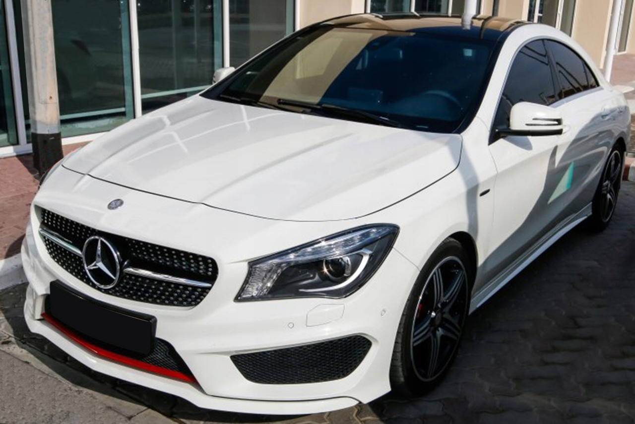Решітка радіатора Mercedes CLA C117 (13-16) стиль Diamond AMG (чорний глянець), фото 1