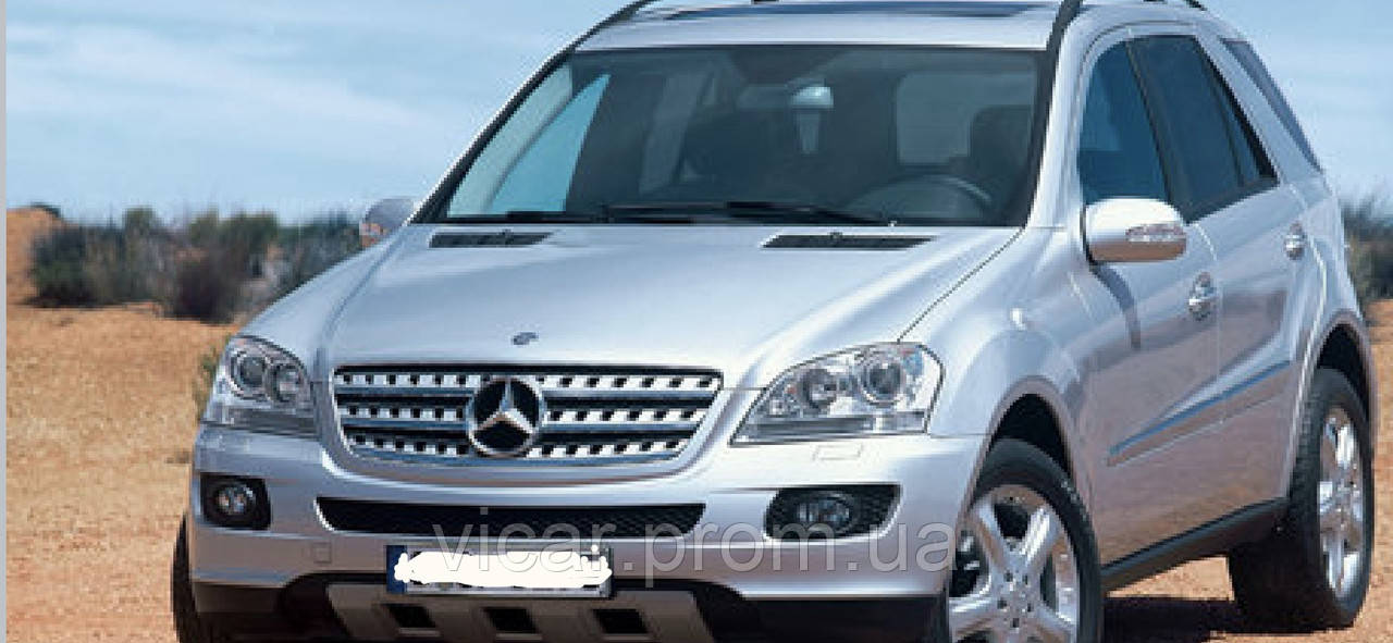 Радиаторная решетка ( в черном цвете ) Mercedes ML W164 (2005-2008) - фото 5 - id-p1138827869