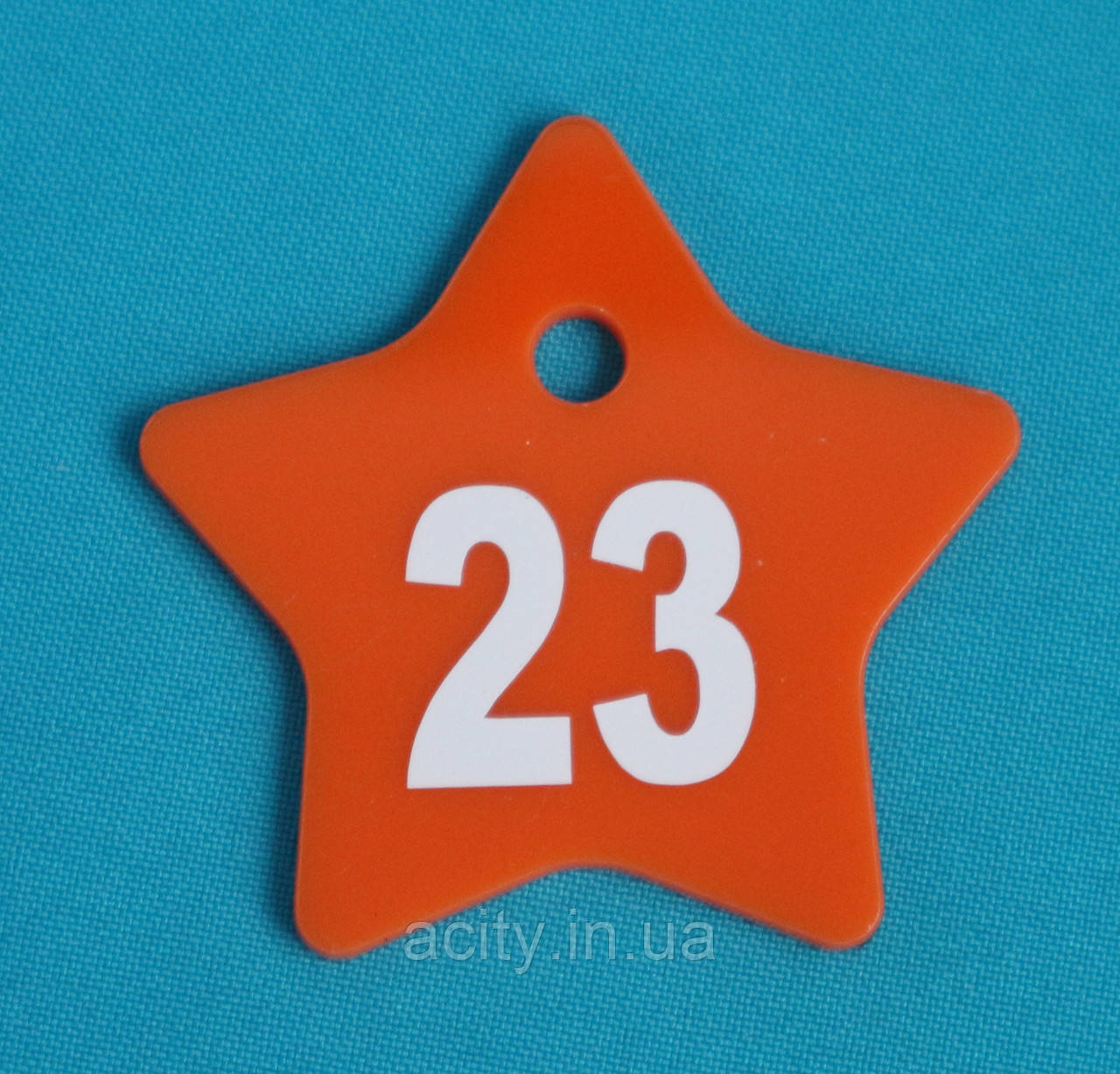 Брелок із цифрою на ключі для готелів, спорт залів, шафок жовтогарячий, фото 1