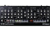 Модульный синтезатор ROLAND SE-02