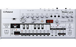 Басовий синтезатор ROLAND TB-03