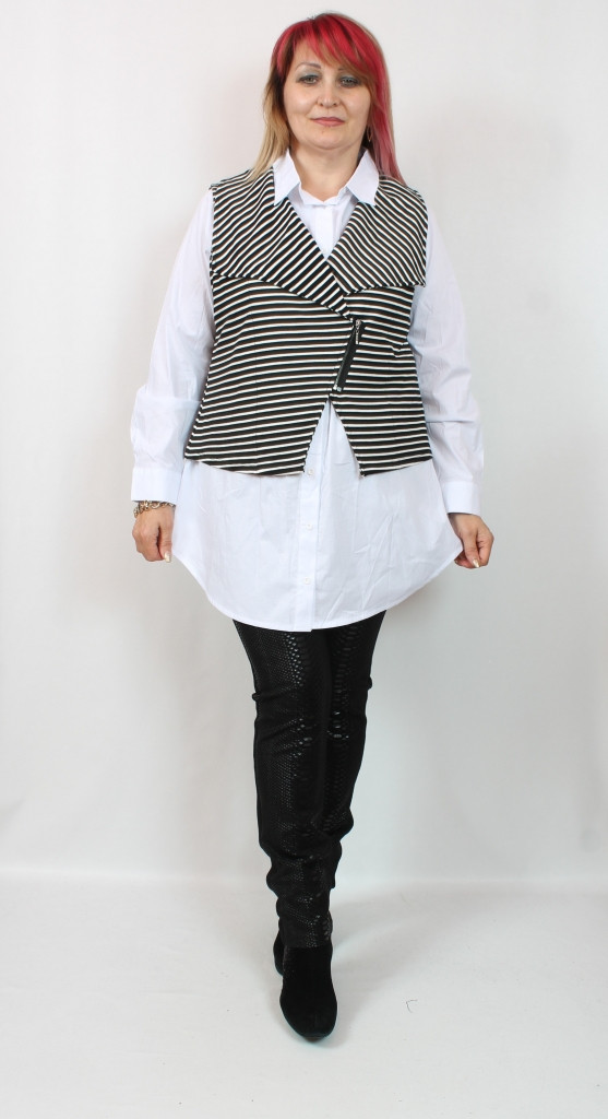 Турецька жіноча біла сорочка з жилеткою великих розмірів 50-60