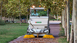 Підмітально-прибиральна машина AUSA BD202HL