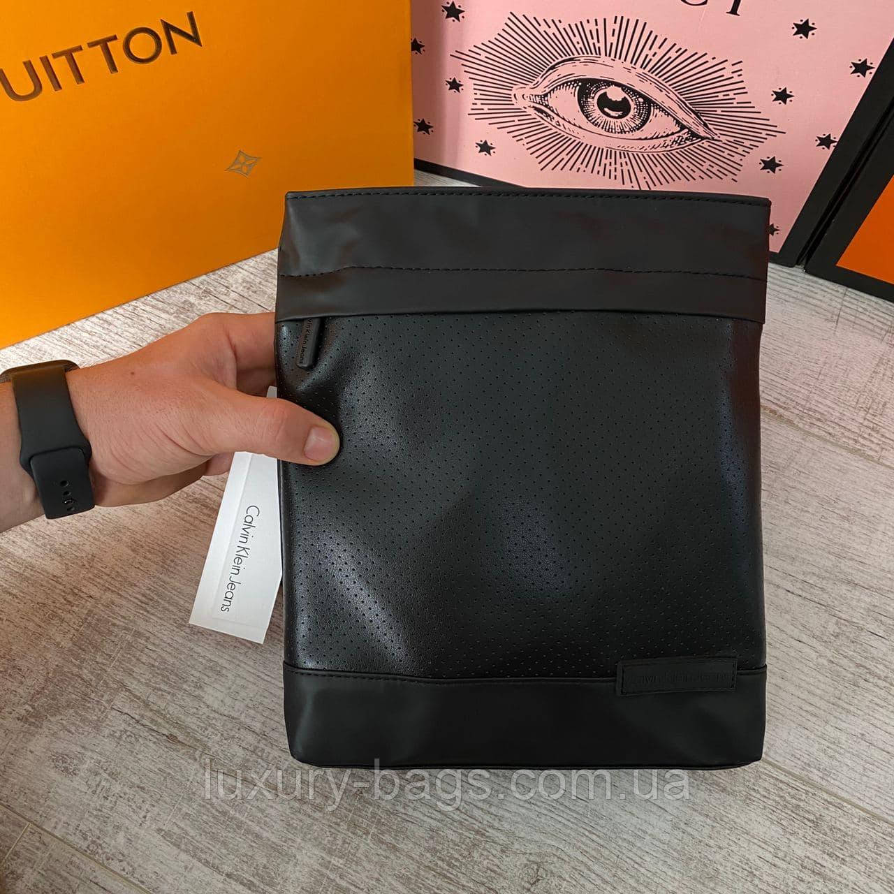 Сумка через плече Calvin Klein