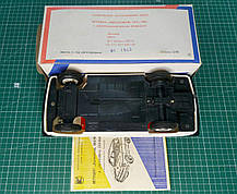 ЗАЗ-968 Запорожець, іграшка з електромеханічним приводом. Колекційна модель пр-во СРСР, 1995 р., фото 3