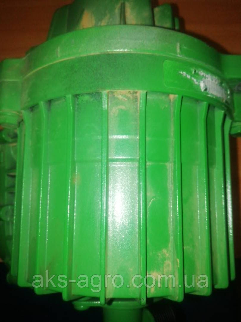 RE538740 DZ106477 Сапун картерних газів ДВС RE537155 RE555331 JD7250R/8235R/8260R/8310R б/у