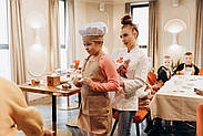 Фартух дитячий Latte Junior 7-12 років Білий з бежевим, фото 8