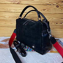 Жіноча замшева сумка на плече з двома ремінцями чорна, фото 6