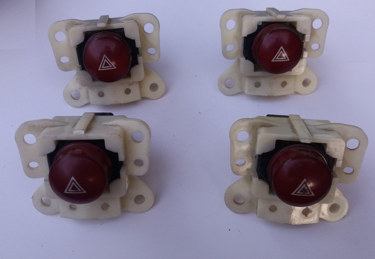 Кнопка аварійної зупинки Mitsubishi L200 2005-2015 MN123974, фото 1