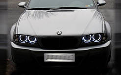 Ангельські очі на bmw з холодного неону.