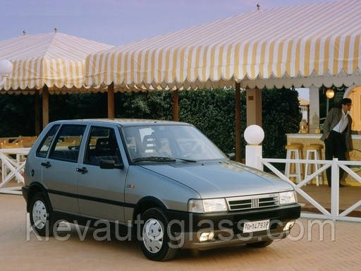 Лобове скло на FIAT UNO, фото 1