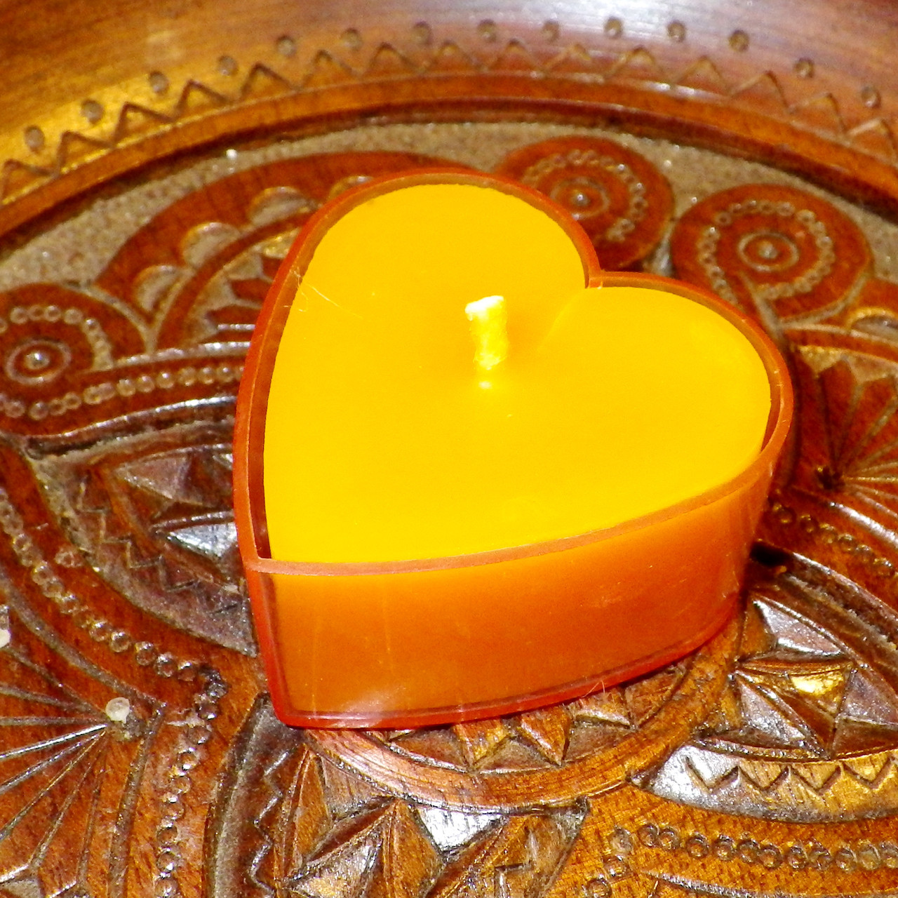 Воскова чайна свічка Валентинка 14г в пластиковому прозорому рожевому контейнері, натуральний бджолиний віск, фото 1