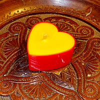 Воскова чайна свічка Валентинка 14г в пластиковому червоному контейнері, натуральний бджолиний віск