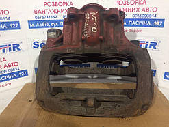 Супорт правий IVECO STRALIS