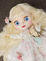 Кукла Блайз Blyth TBL ACY Зефирка с зайчиком, пышные белые волосы + 10 пар кистей + одежда и обувь в подарок