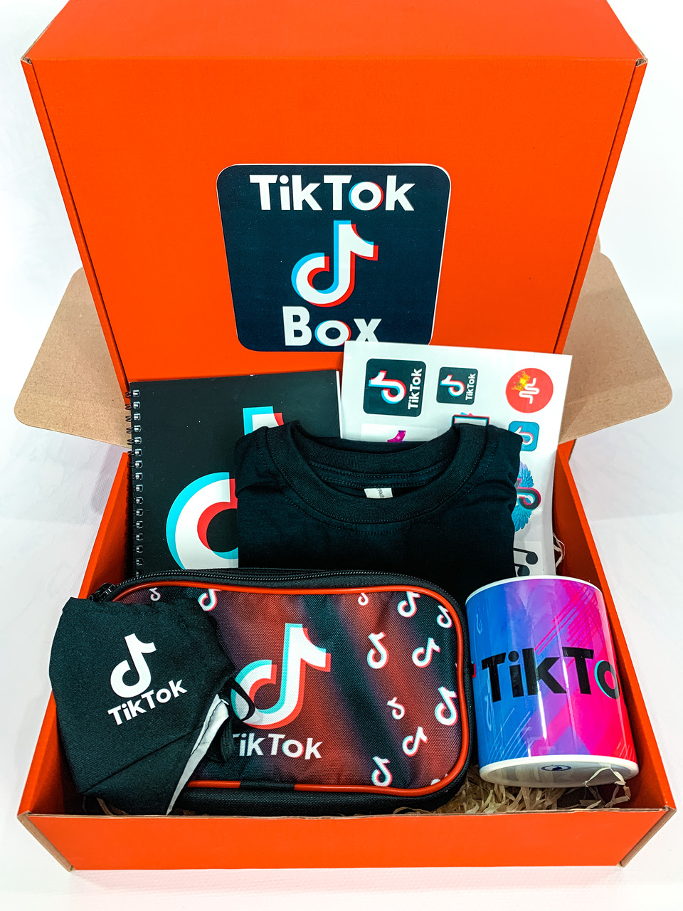 Подарунковий Бокс TikTok Tik Tok /Набір на подарунок Тік Ток Футболка / Сувенірні та подарункові набори для дівчинки