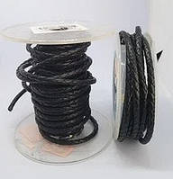 Шкіра чорна плетена