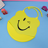 Силіконовий слюнявчик з кишенею Жовтий Смайлик (02641), фото 2