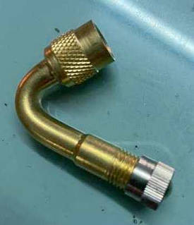 Подовжувач ніпеля. Вигиб 90 градусів. Перехідник ніпеля. Штуцер для зручності підкачки шин