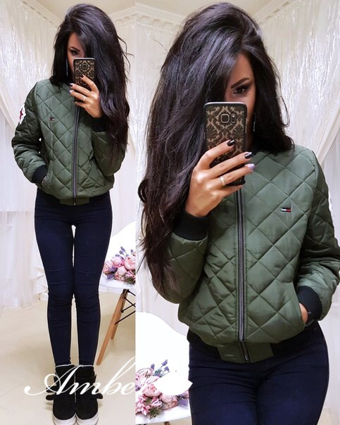 Куртка стьобана ромб плащівка з нашивкою