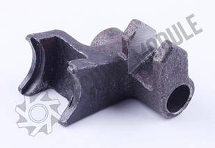 Виделка першого/заднє передавання — КПП/6